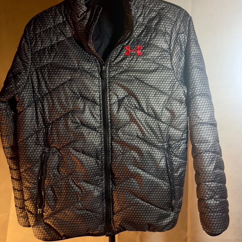Boys Underarmor puffer jacket size YL